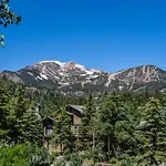 Updated 2 Bedroom Plus Loft 3 Bathroom Snowcreek Phase V #860 Sleeps 6